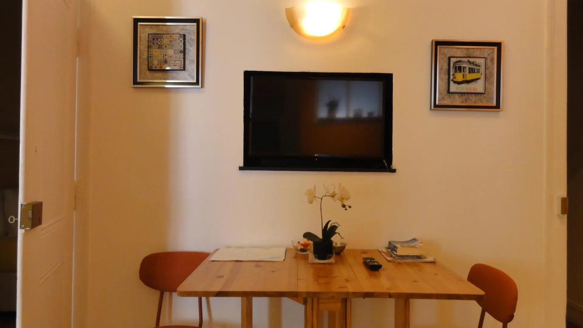Campo Santana Apartment Lisbon